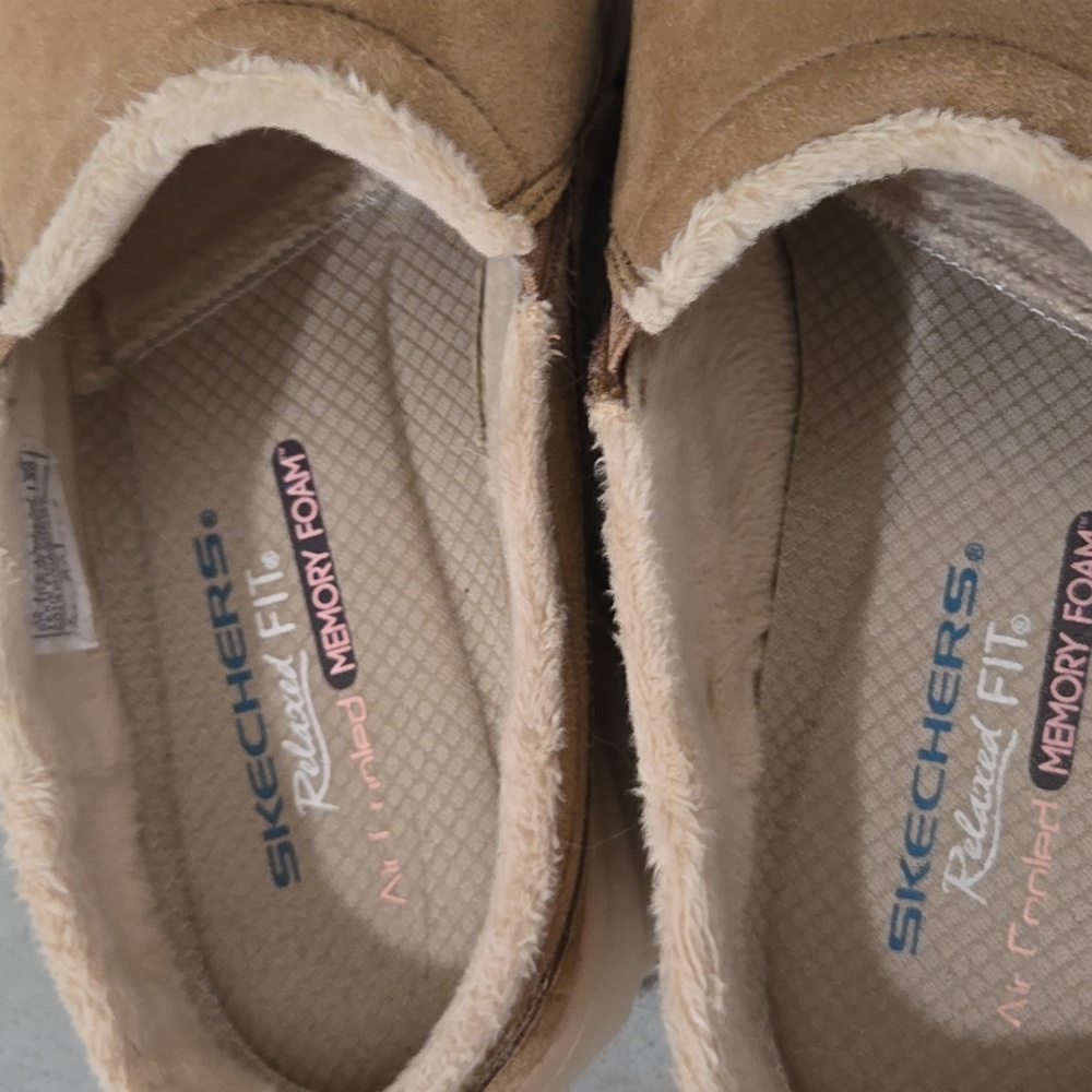 Skechers Clogs - Picture 9 of 10